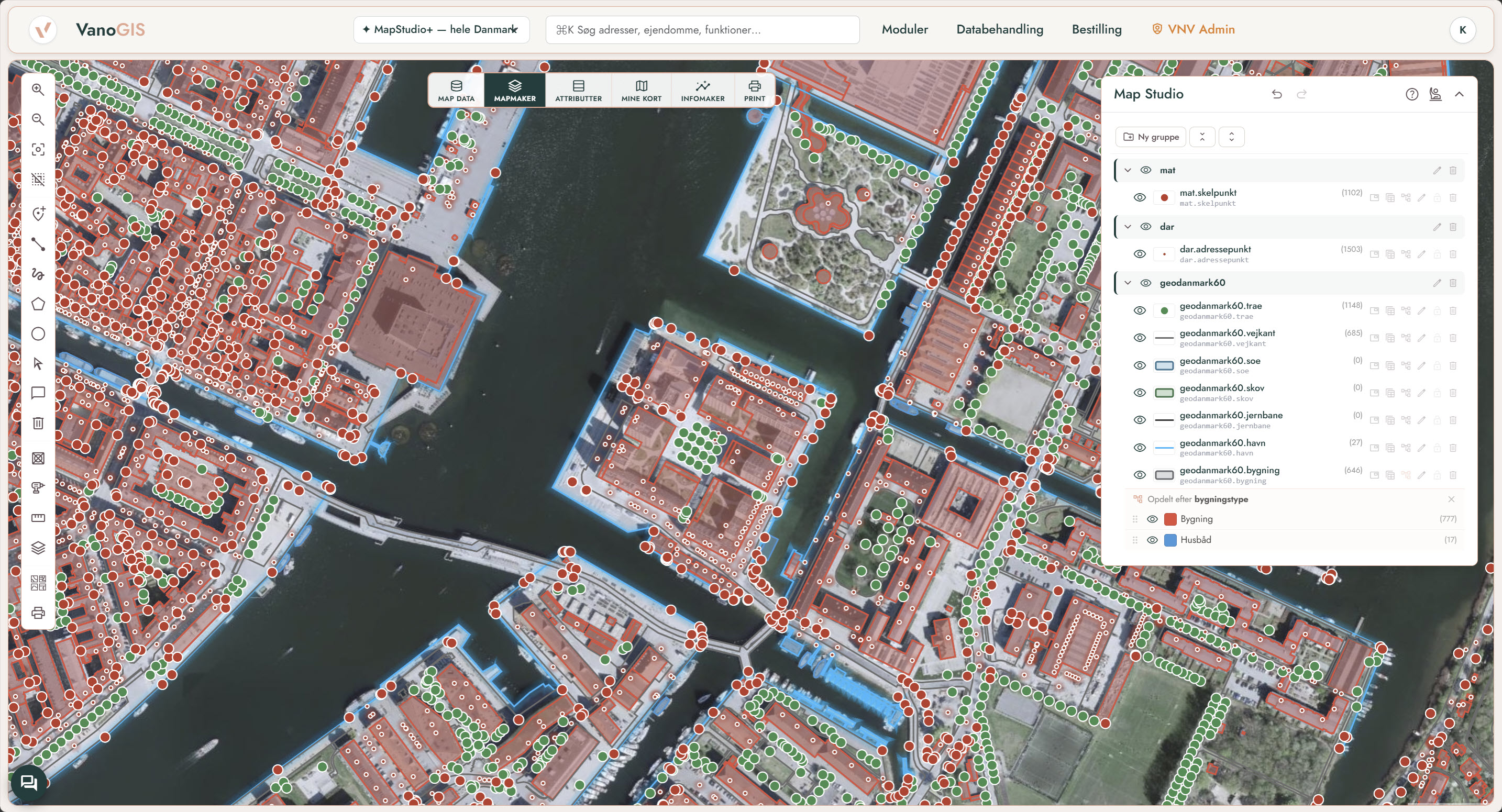 Map Studio med lagpanel og stylet kort